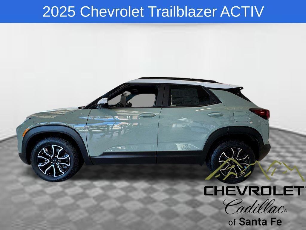 new 2025 Chevrolet TrailBlazer car, priced at $31,830