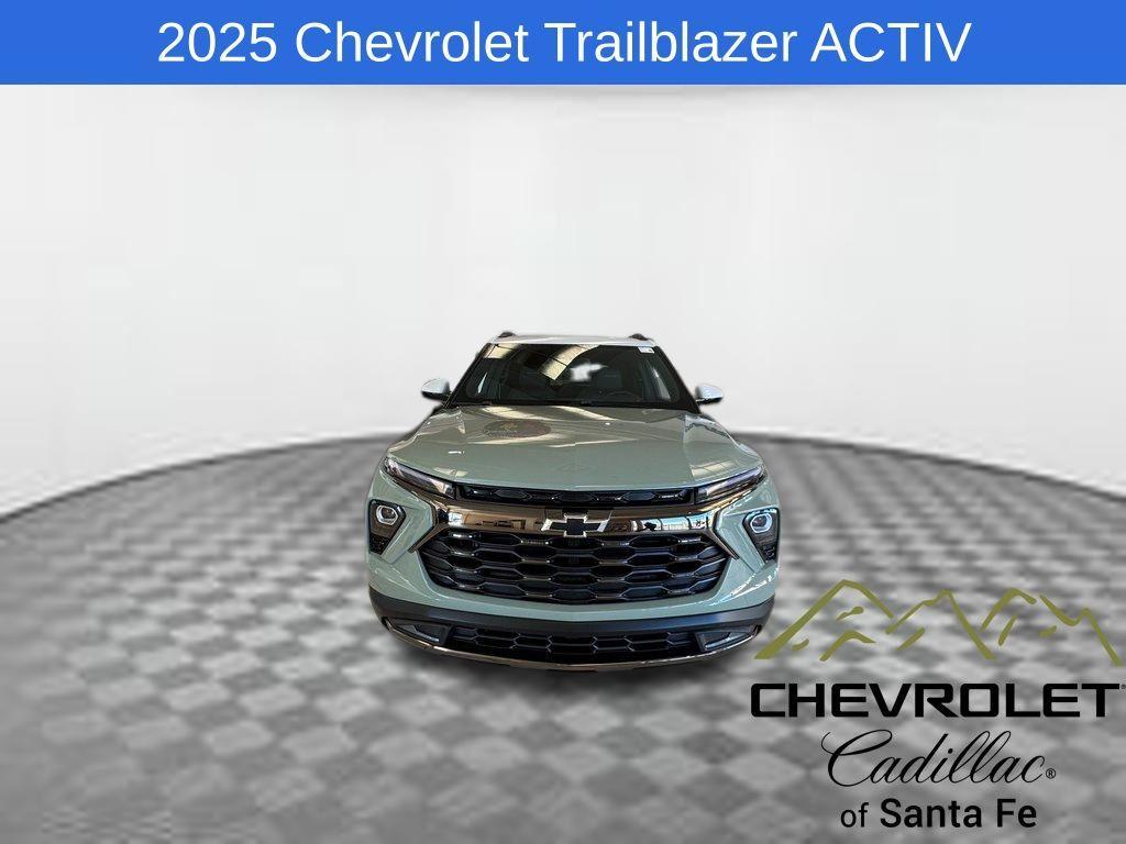 new 2025 Chevrolet TrailBlazer car, priced at $31,830