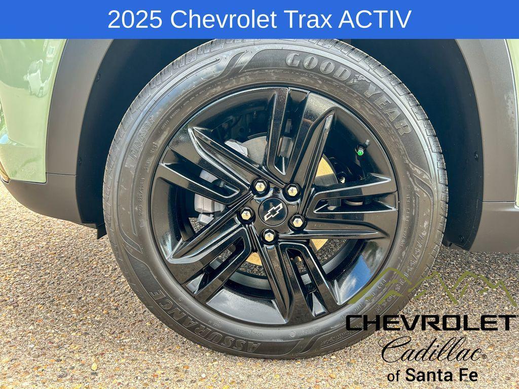 used 2025 Chevrolet Trax car, priced at $24,988