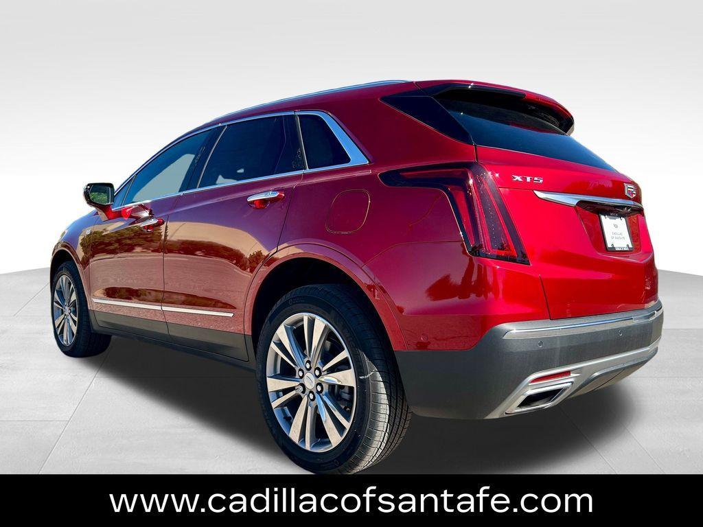 new 2025 Cadillac XT5 car, priced at $57,635