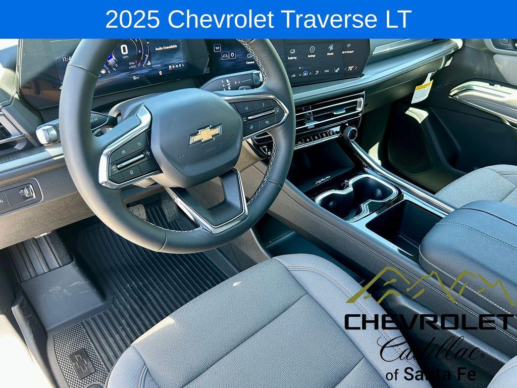 new 2025 Chevrolet Traverse car, priced at $43,540