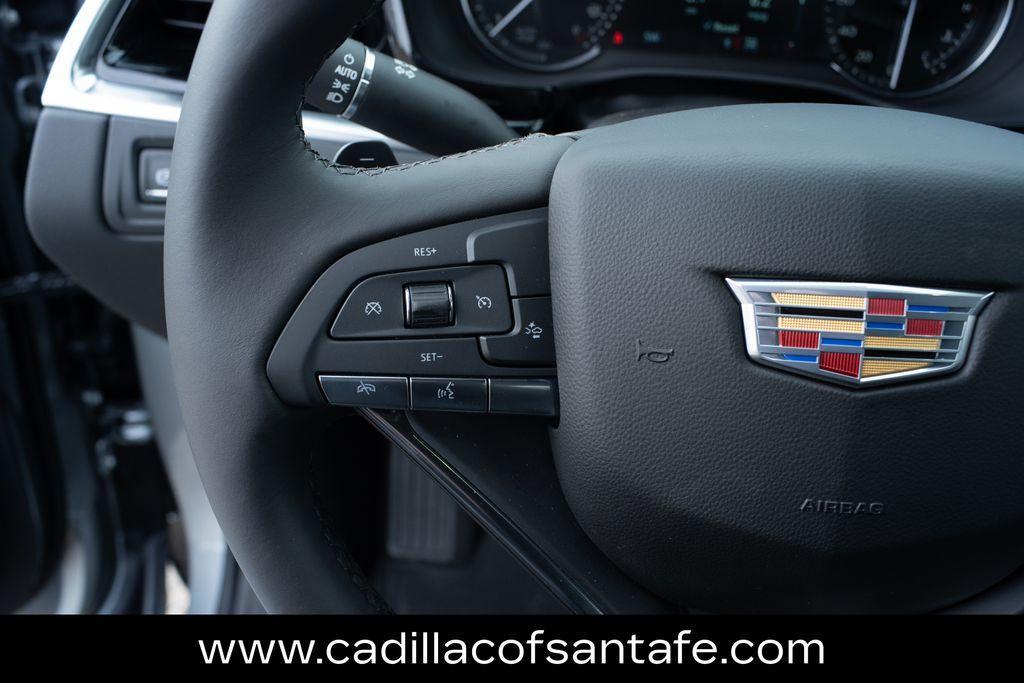 new 2025 Cadillac XT6 car, priced at $51,180
