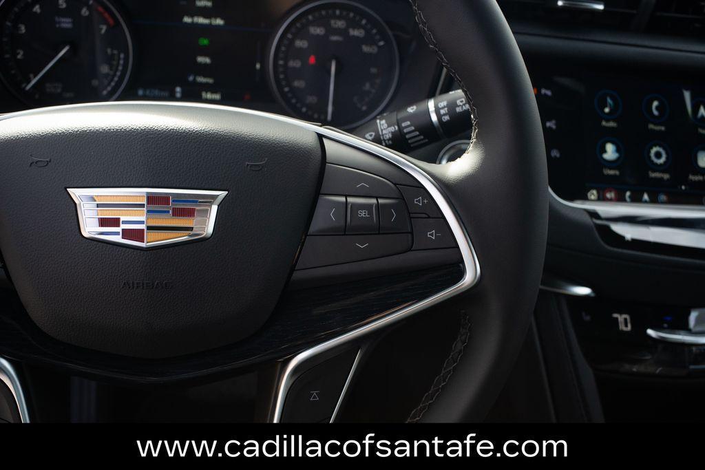 new 2025 Cadillac XT5 car, priced at $58,190