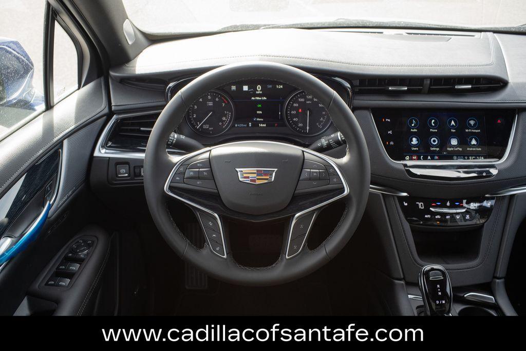 new 2025 Cadillac XT5 car, priced at $58,190