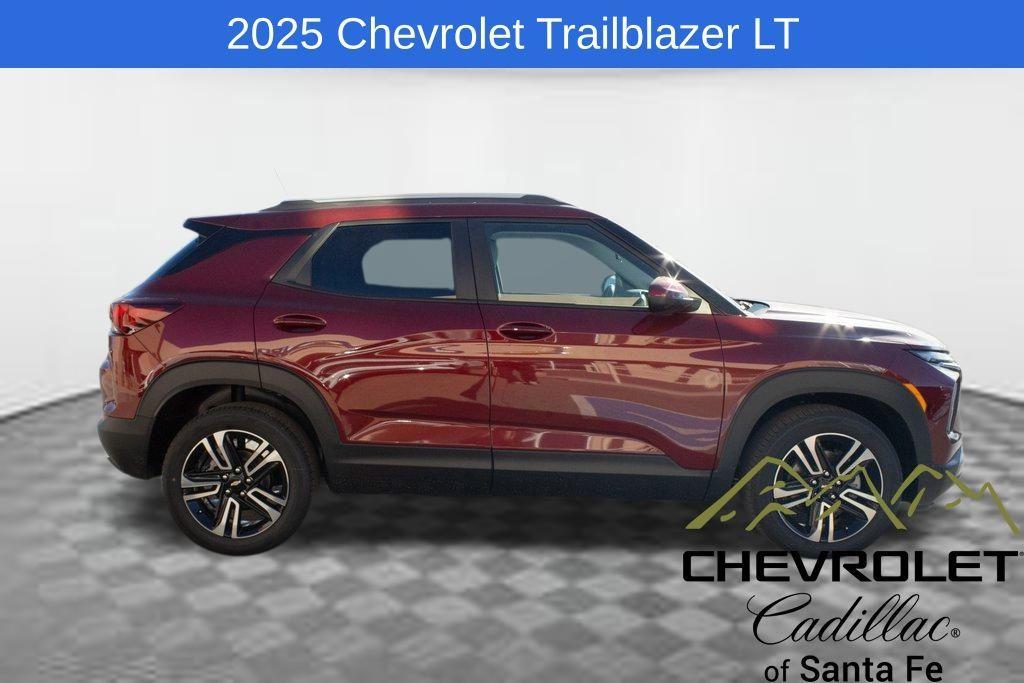 new 2025 Chevrolet TrailBlazer car, priced at $27,970