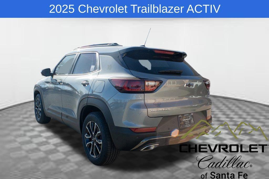 new 2025 Chevrolet TrailBlazer car, priced at $31,580