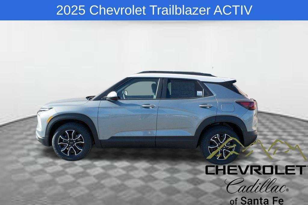 new 2025 Chevrolet TrailBlazer car, priced at $31,580