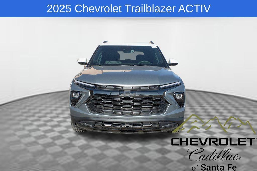 new 2025 Chevrolet TrailBlazer car, priced at $31,580