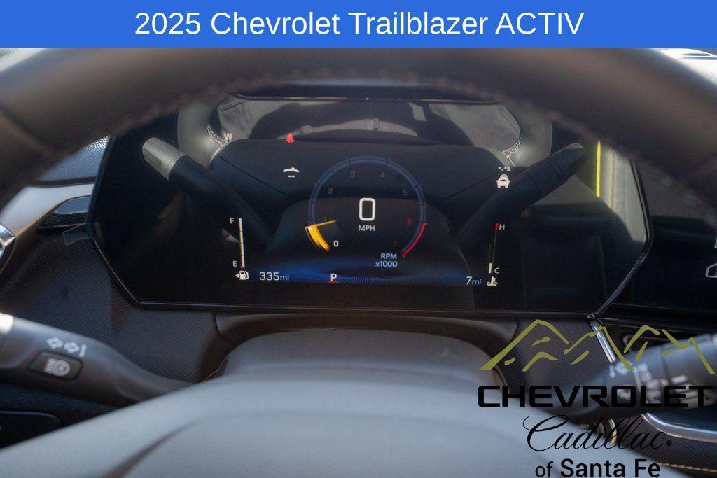 new 2025 Chevrolet TrailBlazer car, priced at $31,580