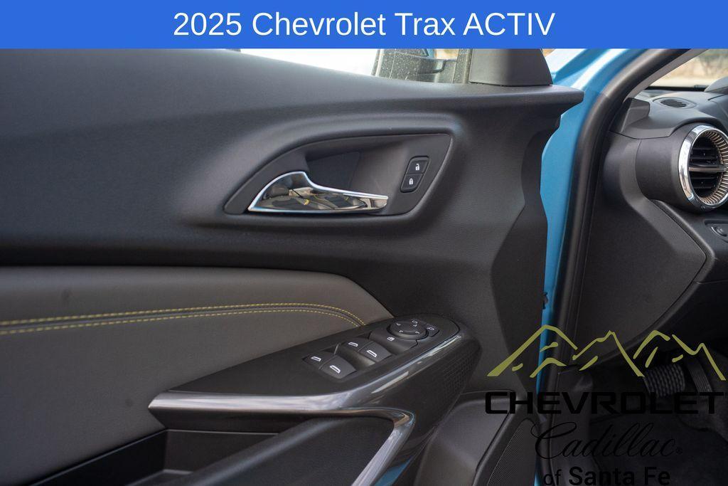 new 2025 Chevrolet Trax car, priced at $26,585