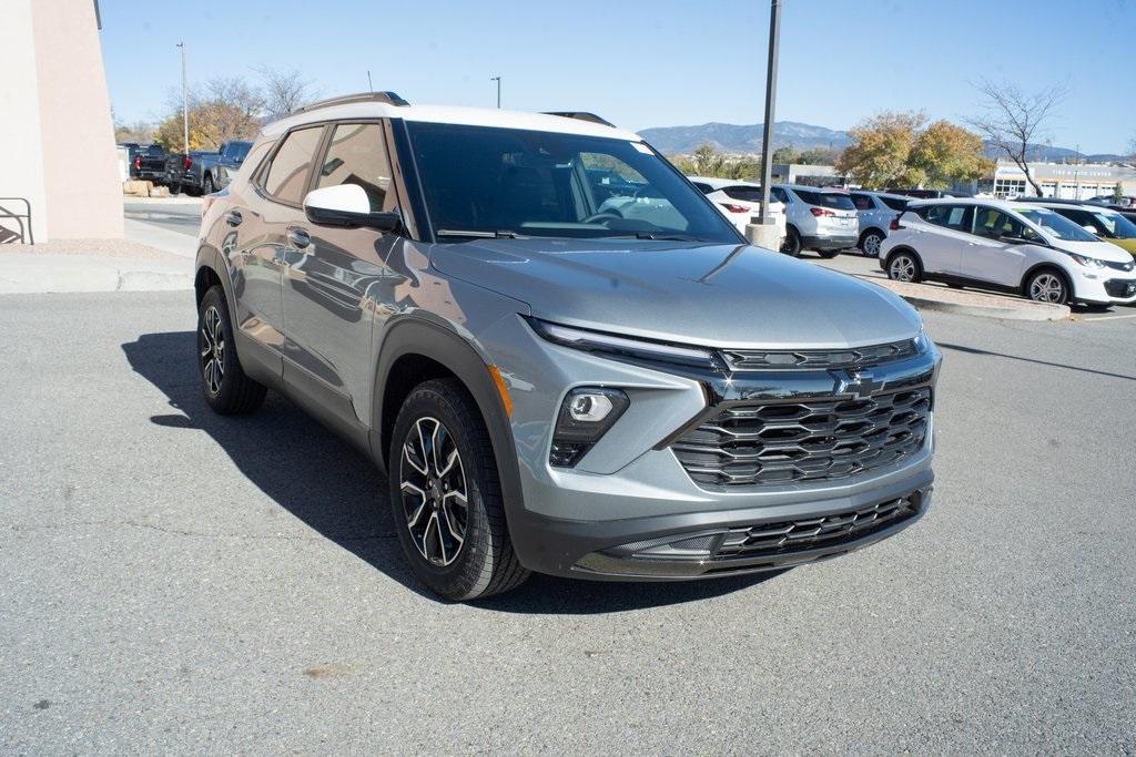 new 2025 Chevrolet TrailBlazer car, priced at $31,830