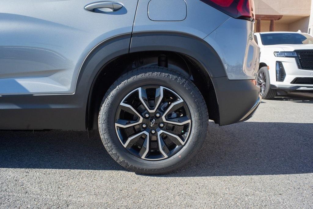 new 2025 Chevrolet TrailBlazer car, priced at $31,830