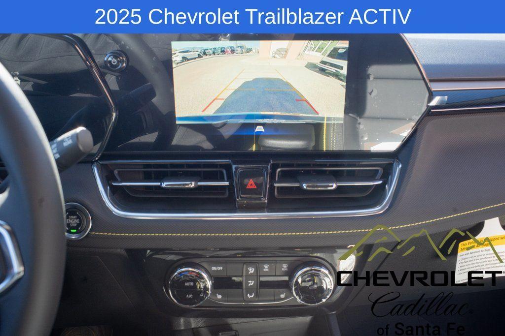 new 2025 Chevrolet TrailBlazer car, priced at $31,830