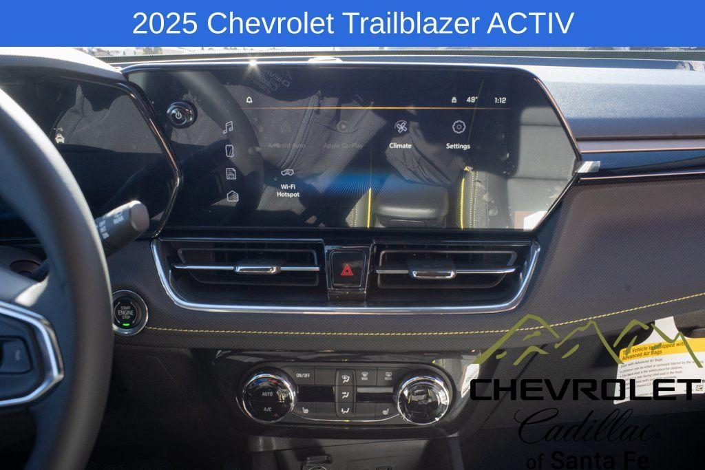 new 2025 Chevrolet TrailBlazer car, priced at $31,830