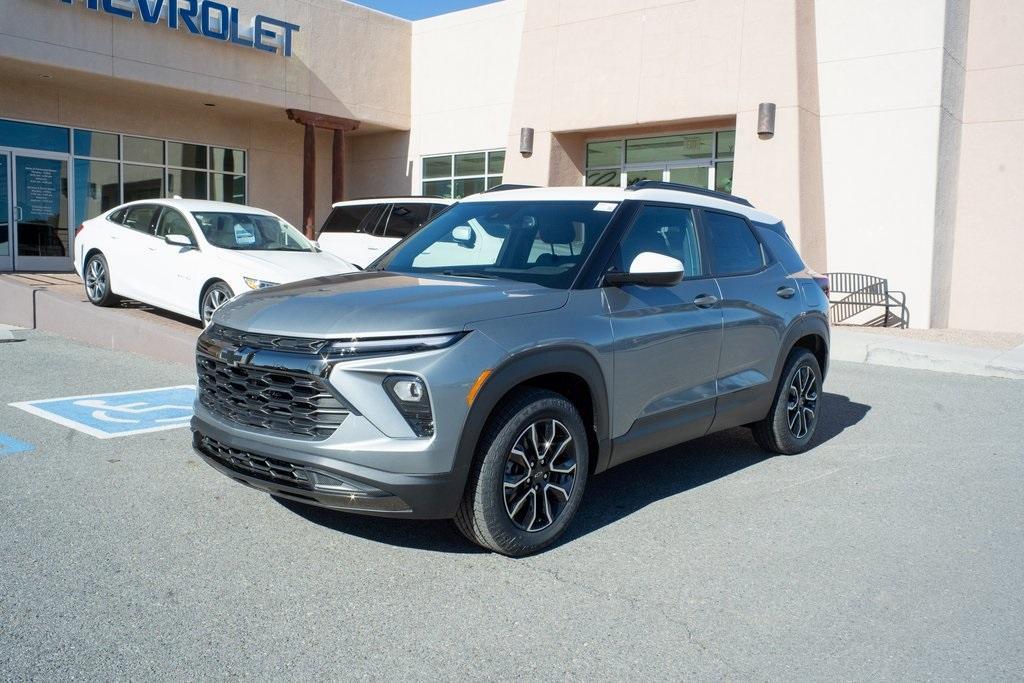 new 2025 Chevrolet TrailBlazer car, priced at $31,830