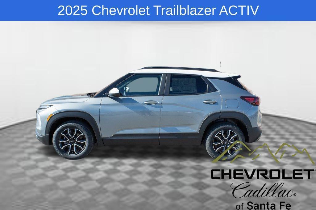 new 2025 Chevrolet TrailBlazer car, priced at $31,830