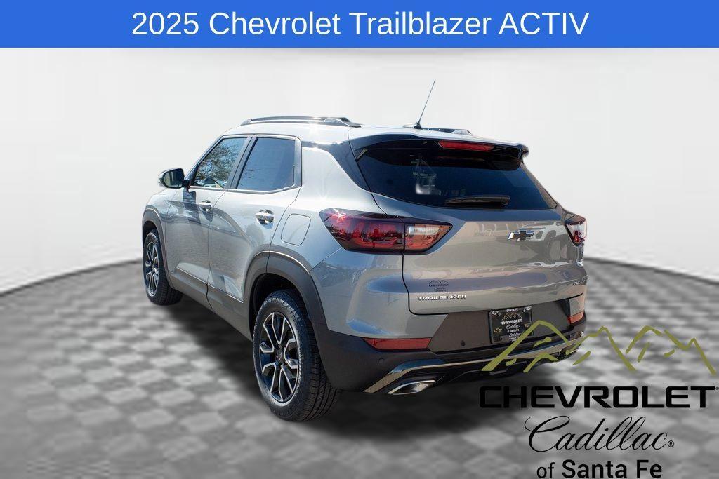 new 2025 Chevrolet TrailBlazer car, priced at $31,830