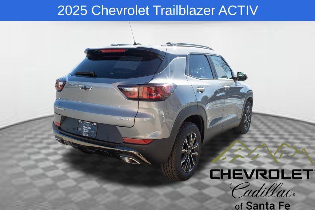 new 2025 Chevrolet TrailBlazer car, priced at $31,830