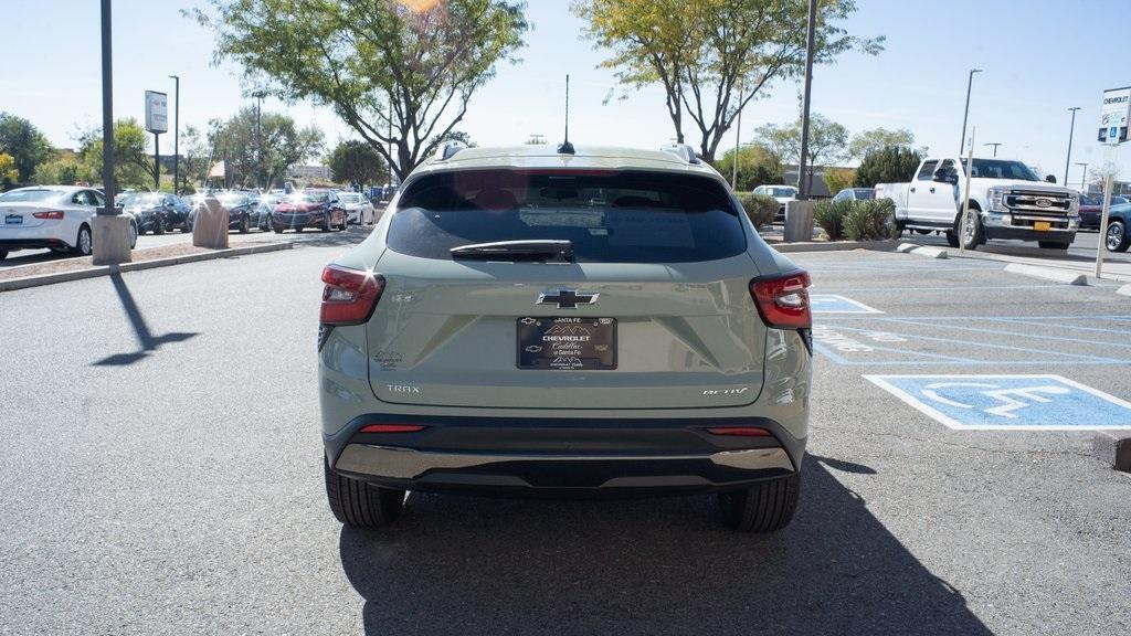 new 2025 Chevrolet Trax car, priced at $26,715