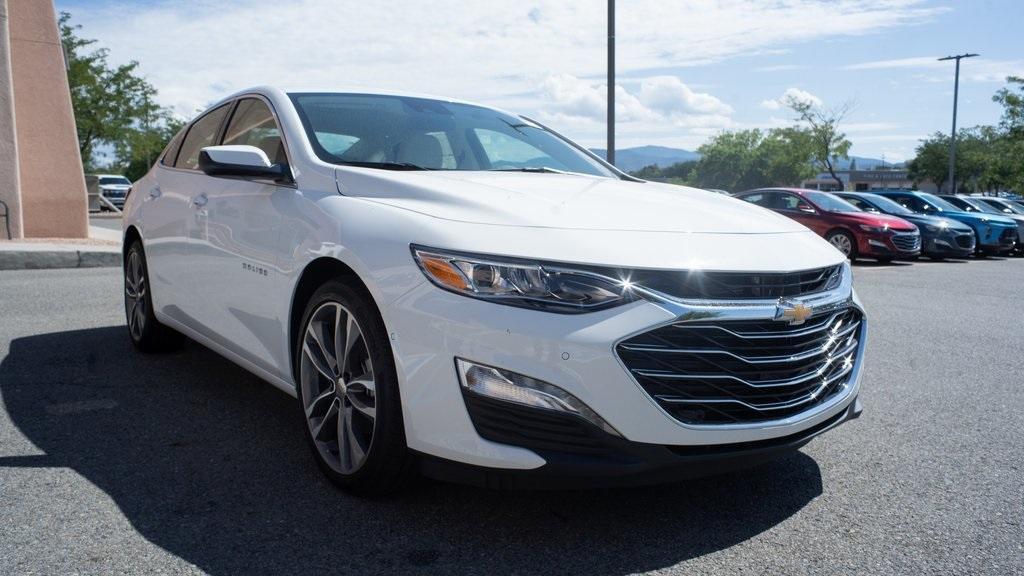 new 2025 Chevrolet Malibu car, priced at $33,945