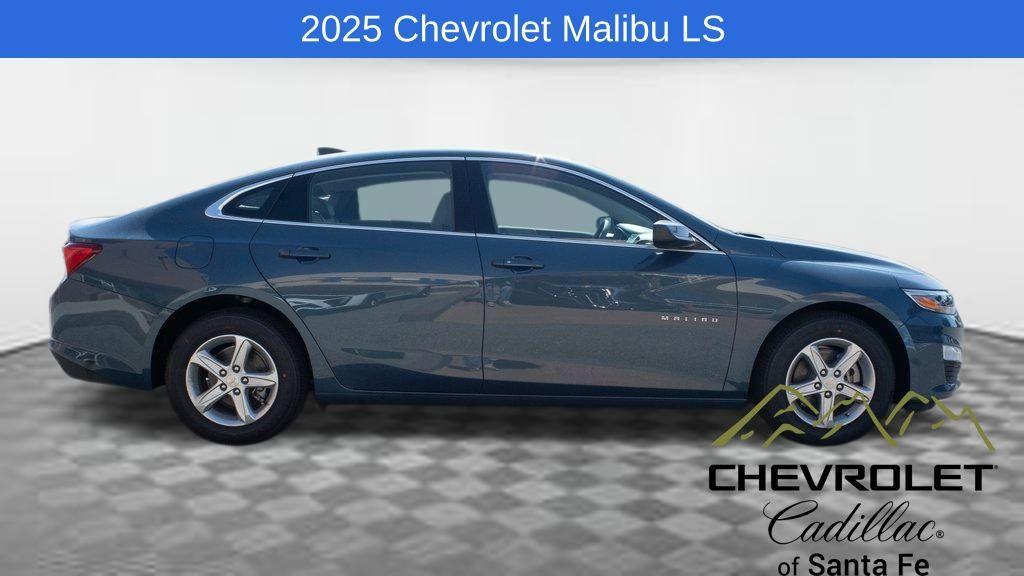 new 2025 Chevrolet Malibu car, priced at $27,520