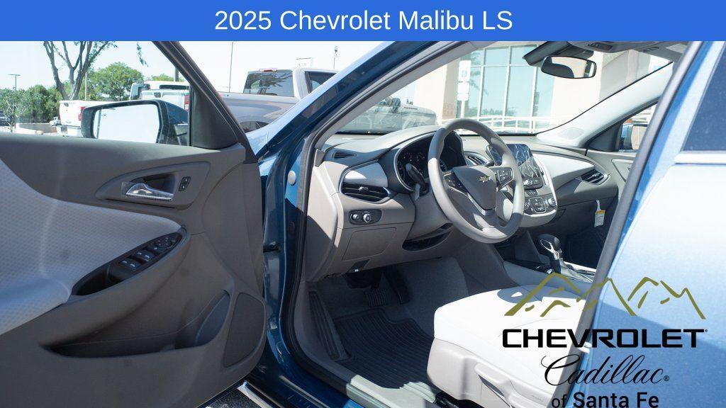 new 2025 Chevrolet Malibu car, priced at $27,520