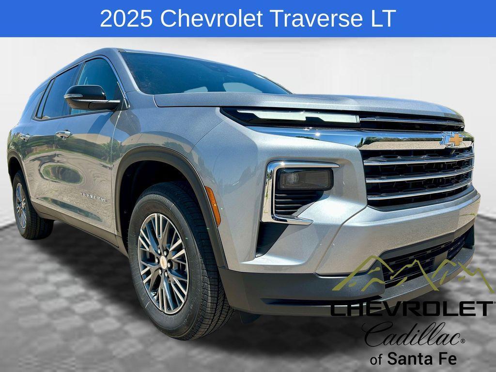 new 2025 Chevrolet Traverse car, priced at $43,195