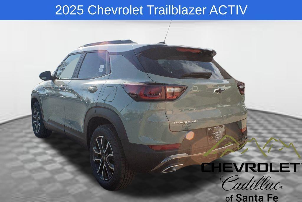 new 2025 Chevrolet TrailBlazer car, priced at $31,580