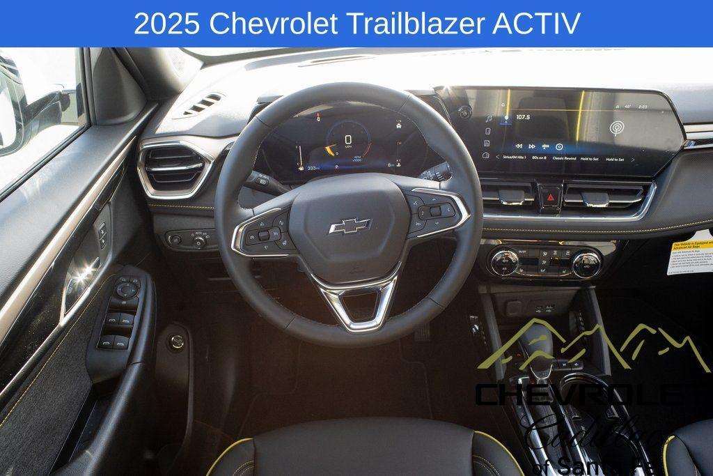 new 2025 Chevrolet TrailBlazer car, priced at $31,580