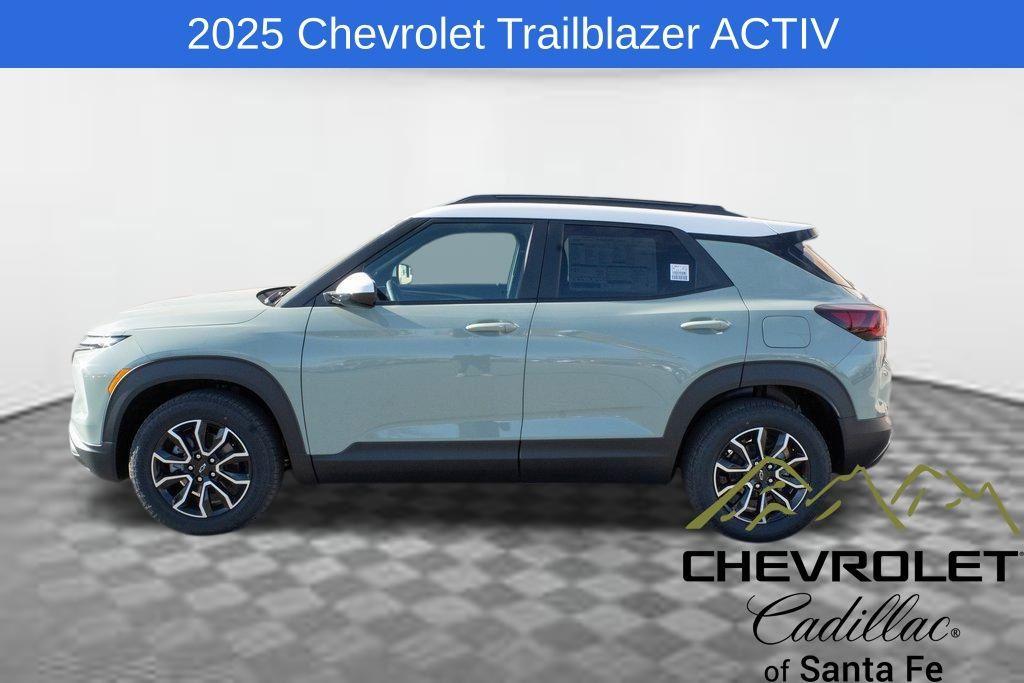 new 2025 Chevrolet TrailBlazer car, priced at $31,580