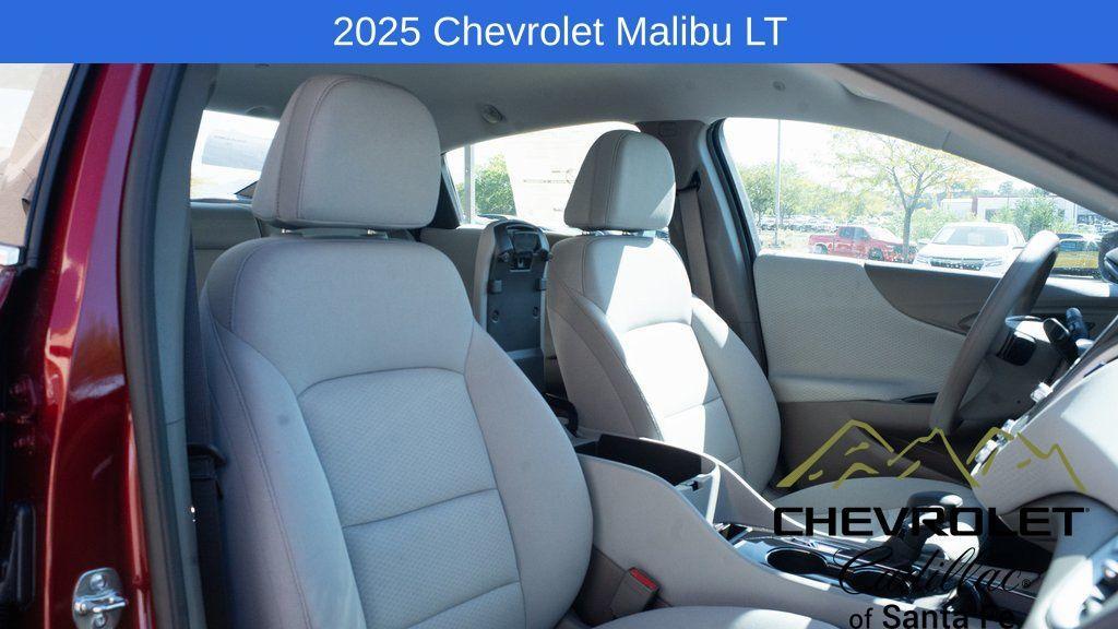 new 2025 Chevrolet Malibu car, priced at $30,040