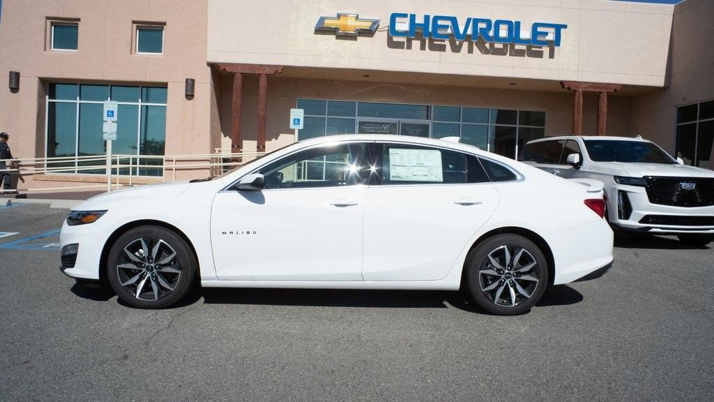 new 2025 Chevrolet Malibu car, priced at $28,495