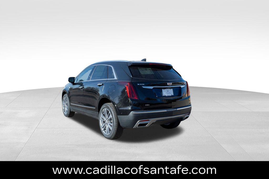 new 2025 Cadillac XT5 car, priced at $58,190