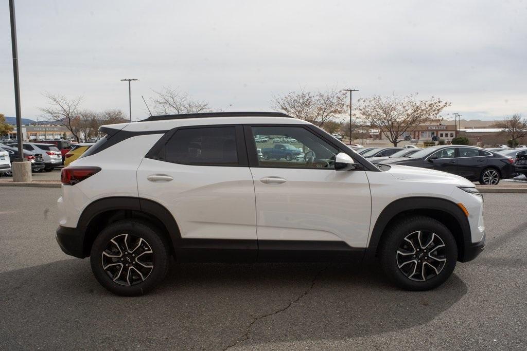 new 2025 Chevrolet TrailBlazer car, priced at $33,825