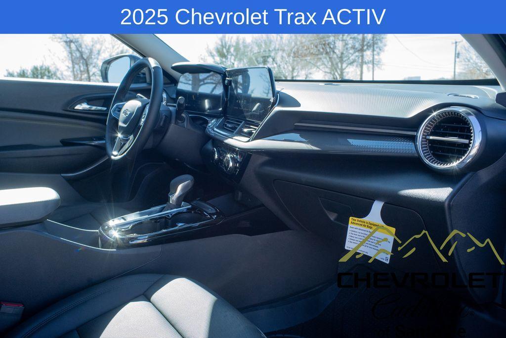 new 2025 Chevrolet Trax car, priced at $27,115