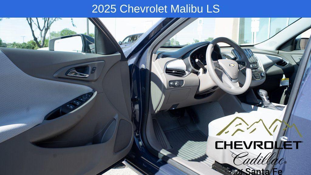 new 2025 Chevrolet Malibu car, priced at $27,520