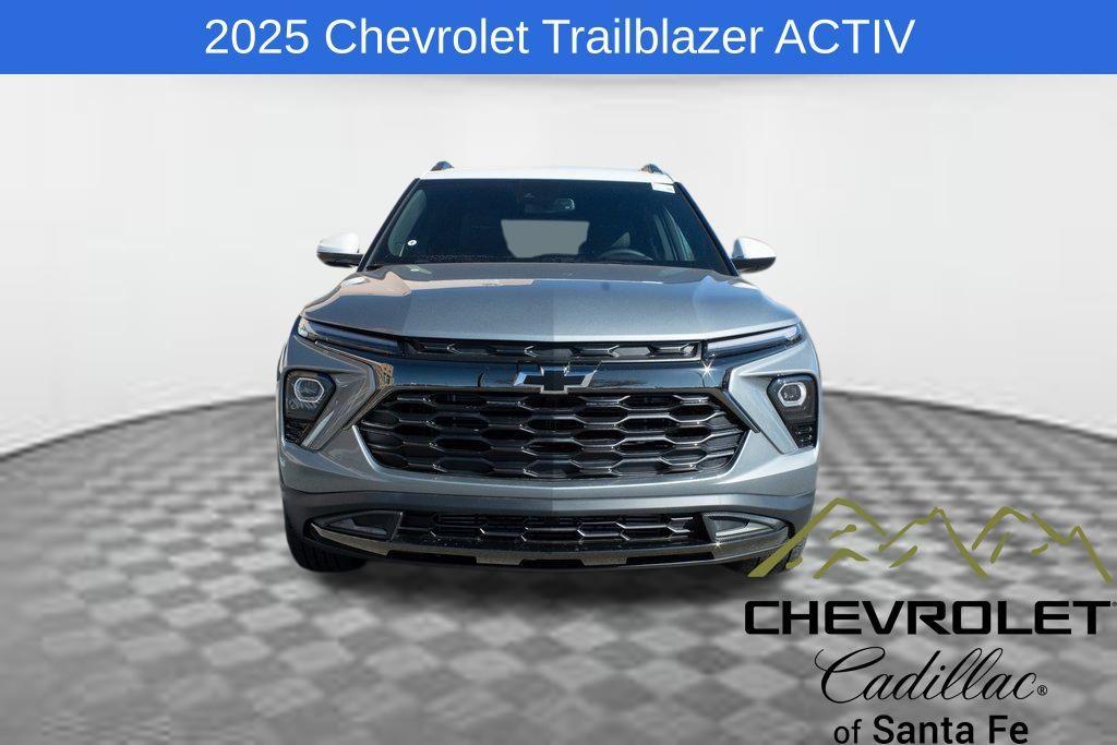 new 2025 Chevrolet TrailBlazer car, priced at $31,830