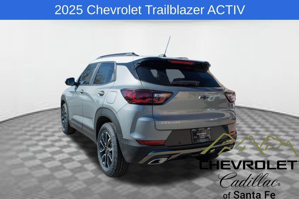 new 2025 Chevrolet TrailBlazer car, priced at $31,830