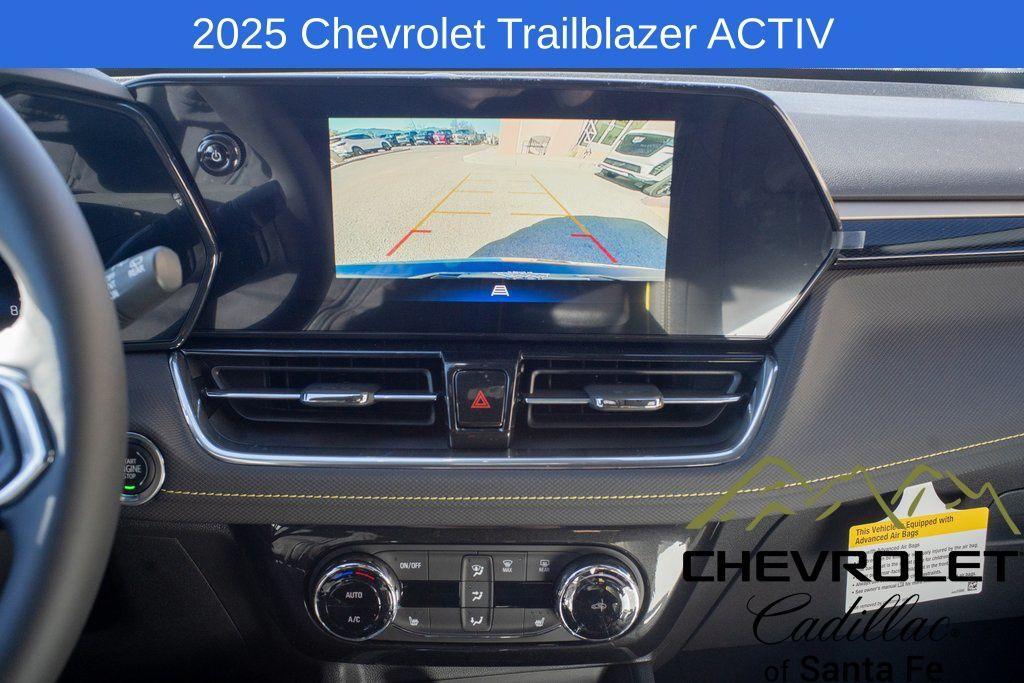 new 2025 Chevrolet TrailBlazer car, priced at $31,830