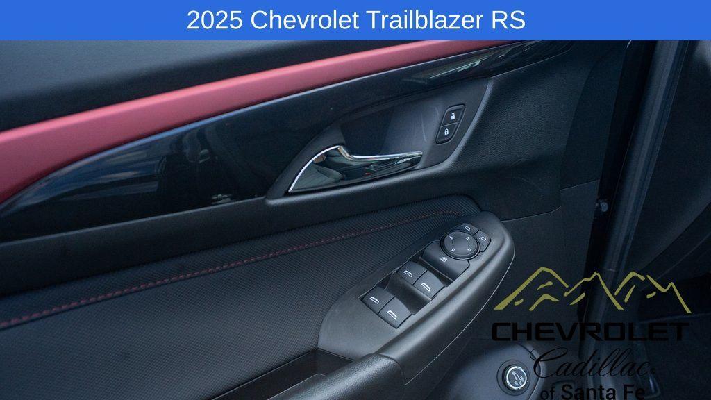 new 2025 Chevrolet TrailBlazer car, priced at $31,580