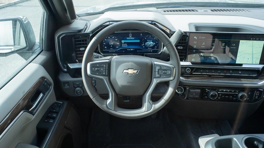 new 2025 Chevrolet Silverado 1500 car, priced at $61,895