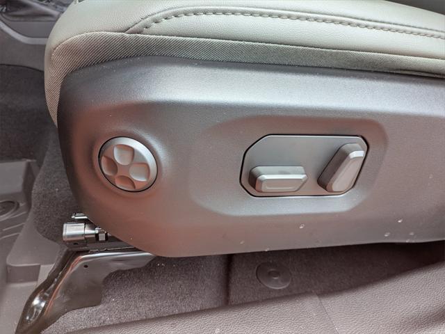 new 2025 Jeep Gladiator car, priced at $57,930