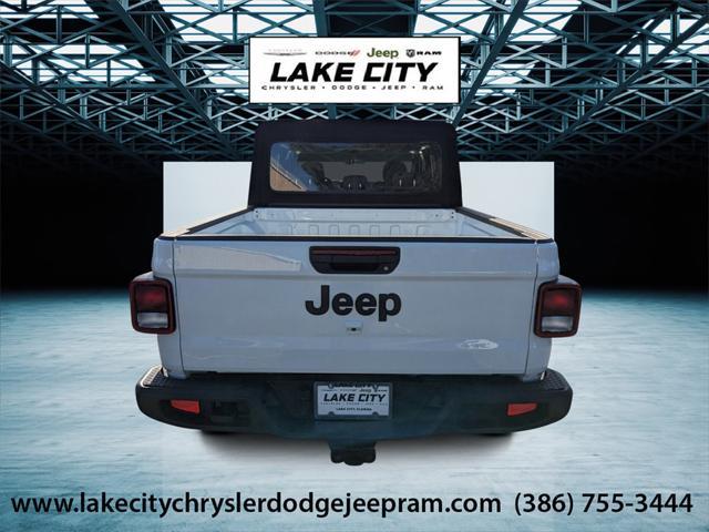 new 2024 Jeep Gladiator car, priced at $38,406