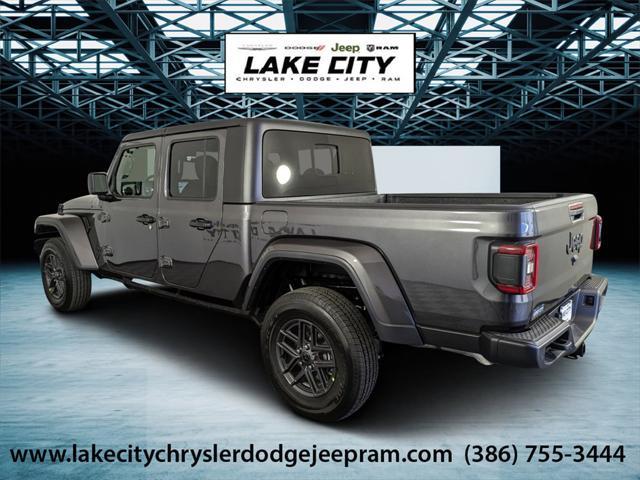 new 2024 Jeep Gladiator car, priced at $47,227