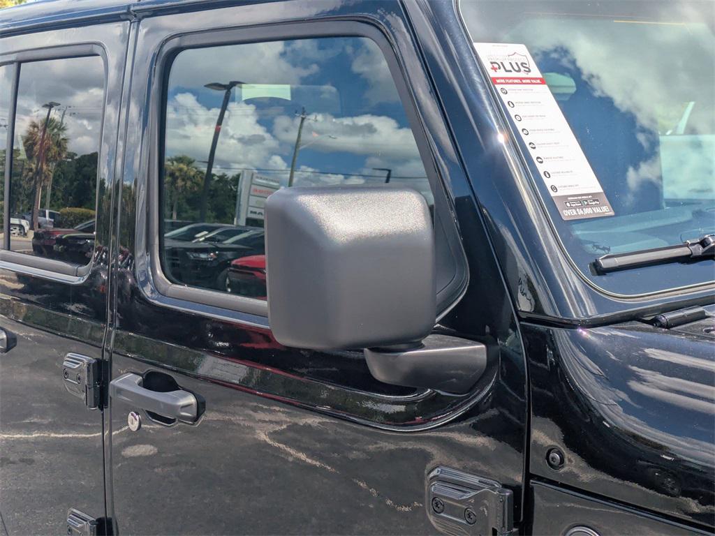 new 2025 Jeep Gladiator car, priced at $43,525