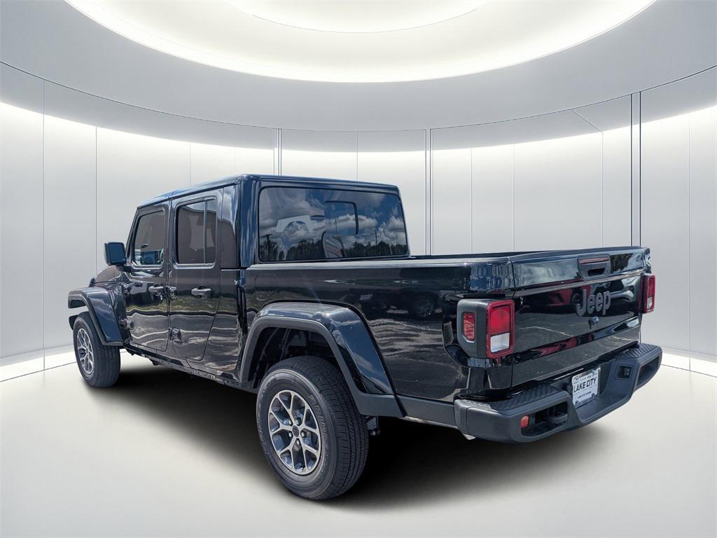 new 2025 Jeep Gladiator car, priced at $43,525