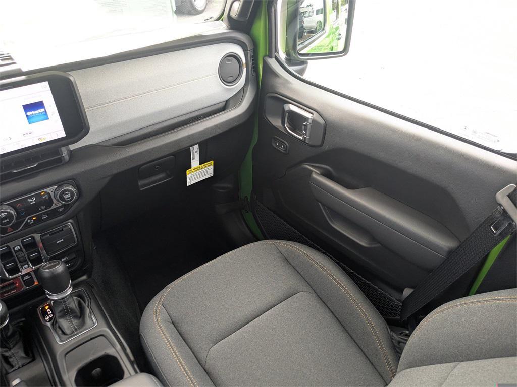 new 2025 Jeep Gladiator car, priced at $50,267