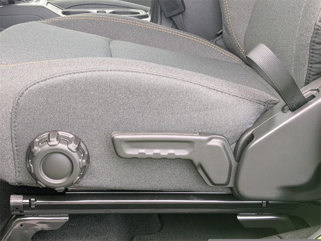 new 2025 Jeep Gladiator car, priced at $50,267