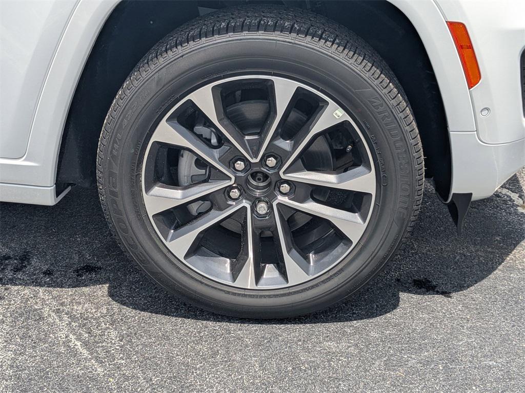 new 2025 Jeep Grand Cherokee L car, priced at $55,490