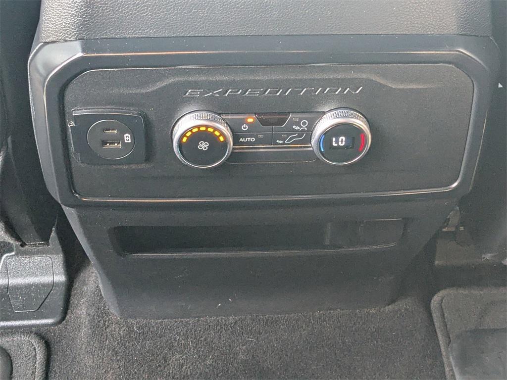 used 2021 Ford Expedition Max car, priced at $31,512